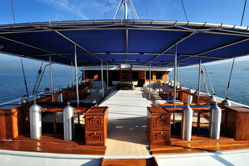 Philippine Siren dive deck