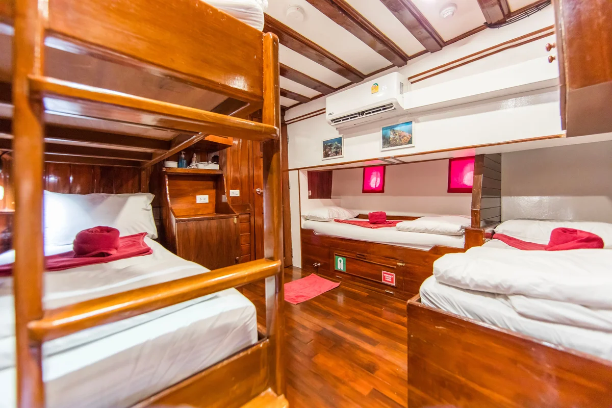 Quad cabin